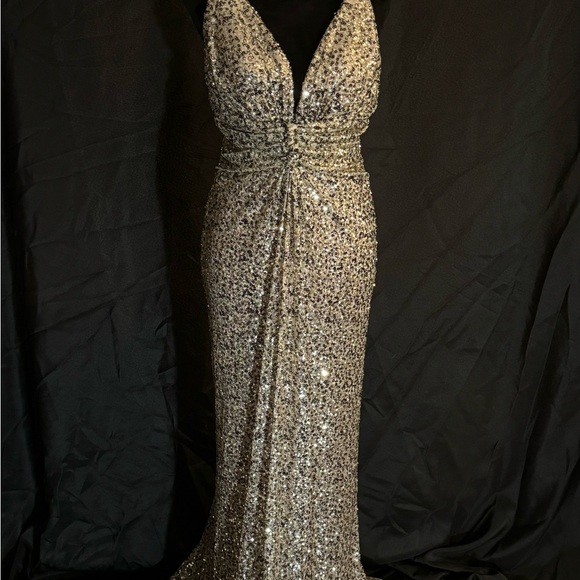 Tony Bowls Dresses & Skirts - Elegant Silver Evening Gown